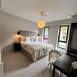 The Glen Quarter Penzion 4*