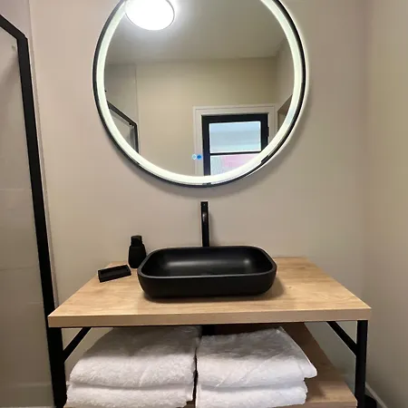 The Glen Quarter Πανσιόν Κινσέιλ