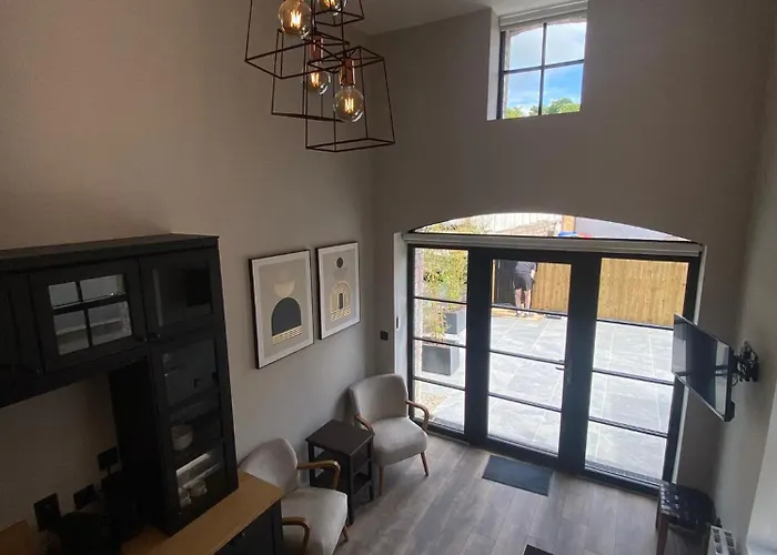 Гостевой дом The Glen Quarter 4*