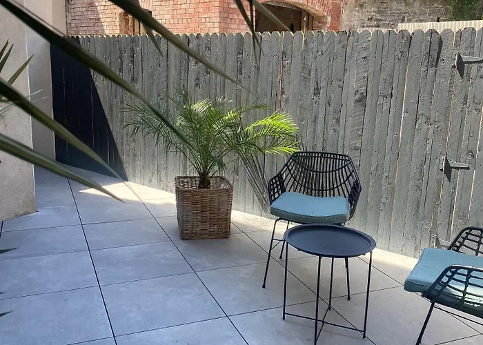 The Glen Quarter Гостевой дом